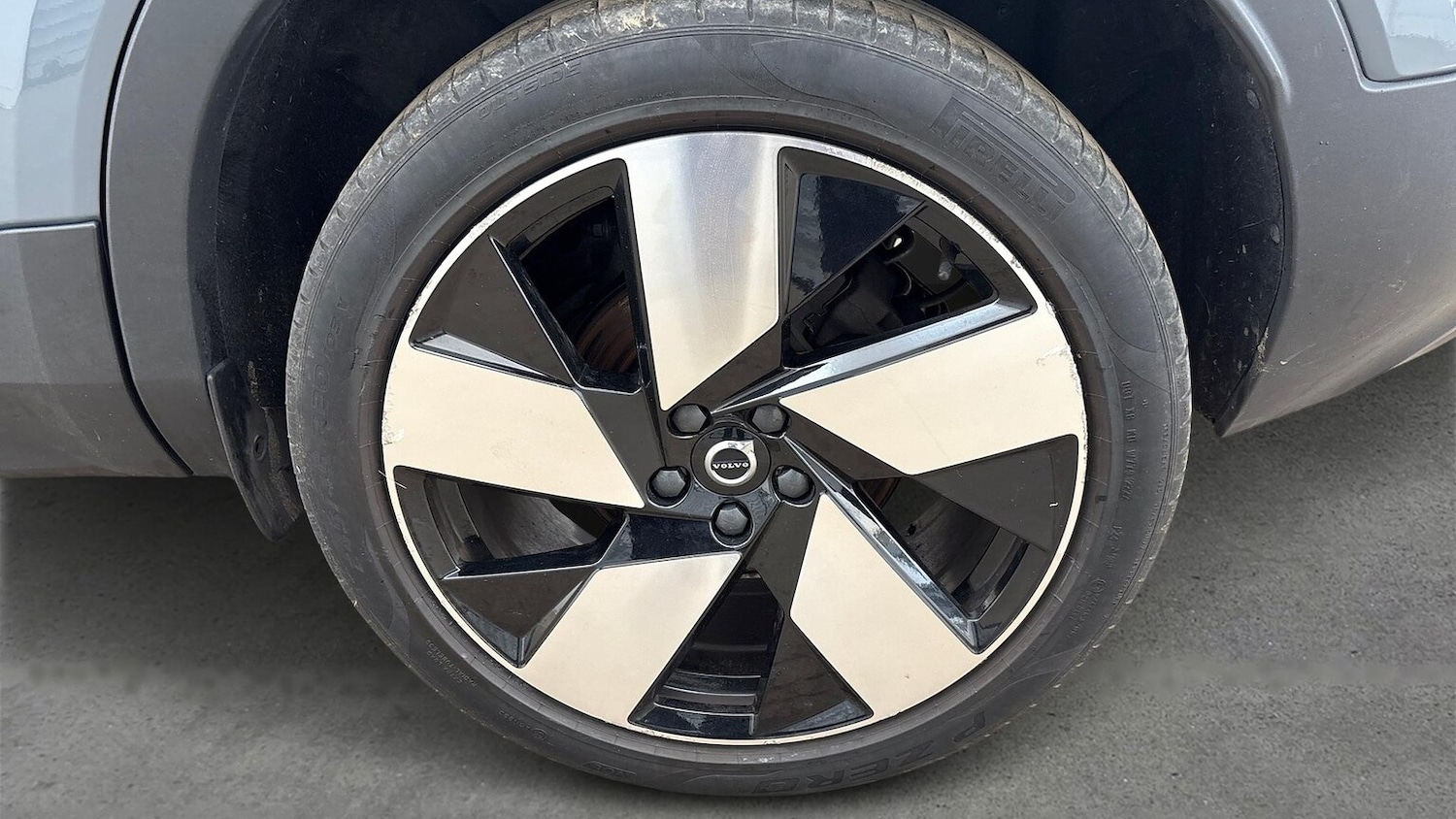 Used Volvo XC40 2022 for sale - 76969042: Photo 6