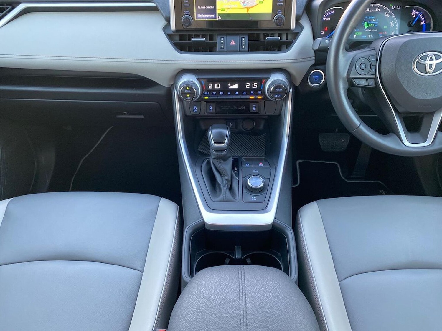 Used Toyota RAV4 2022 for sale - 76904955: Photo 13