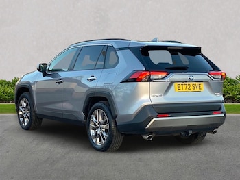 Used Toyota RAV4 2022 for sale - 76904955: Photo