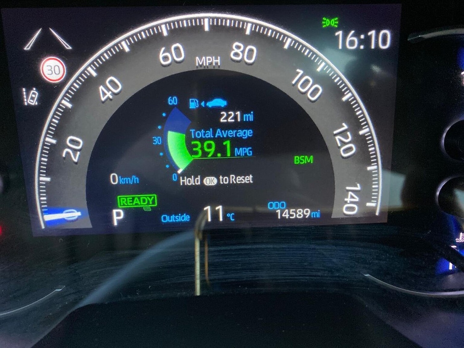 Used Toyota RAV4 2022 for sale - 76904955: Photo 31