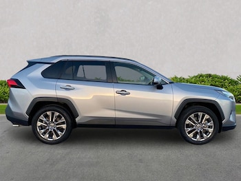 Used Toyota RAV4 2022 for sale - 76904955: Photo