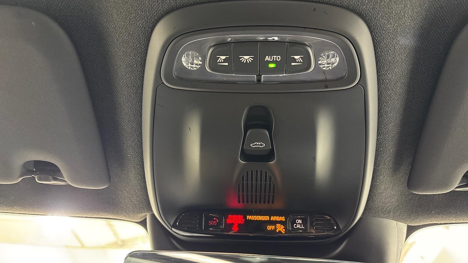 Used Volvo XC40 2020 for sale - 76969040: Photo 14