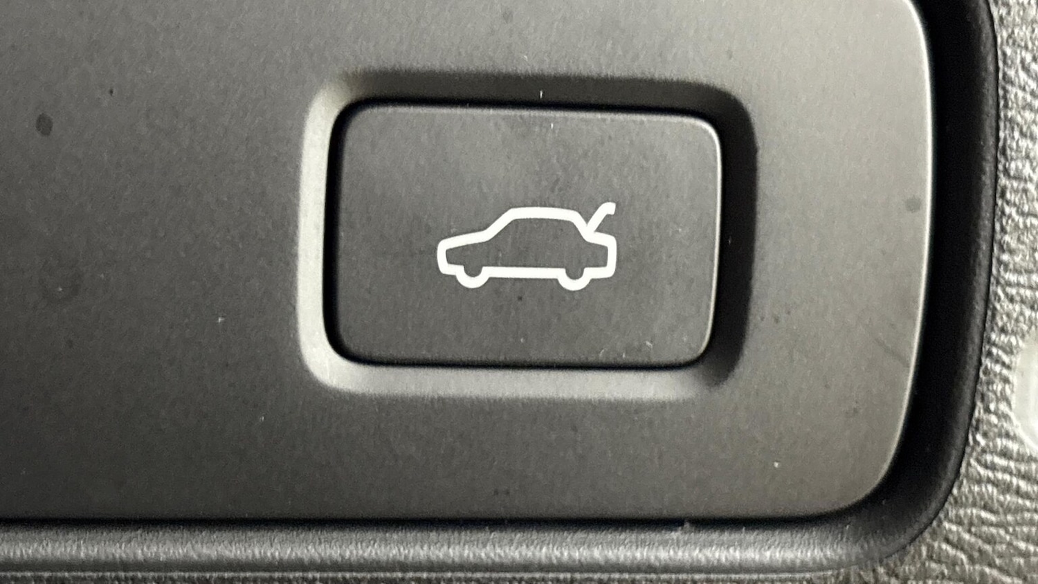 Used Volvo XC40 2020 for sale - 76969040: Photo 26