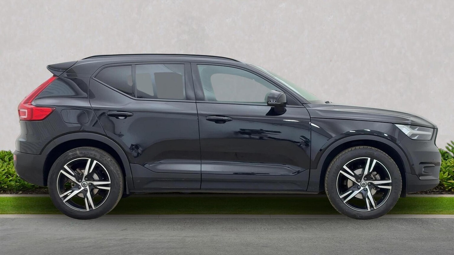 Used Volvo XC40 2020 for sale - 76969040: Photo 3