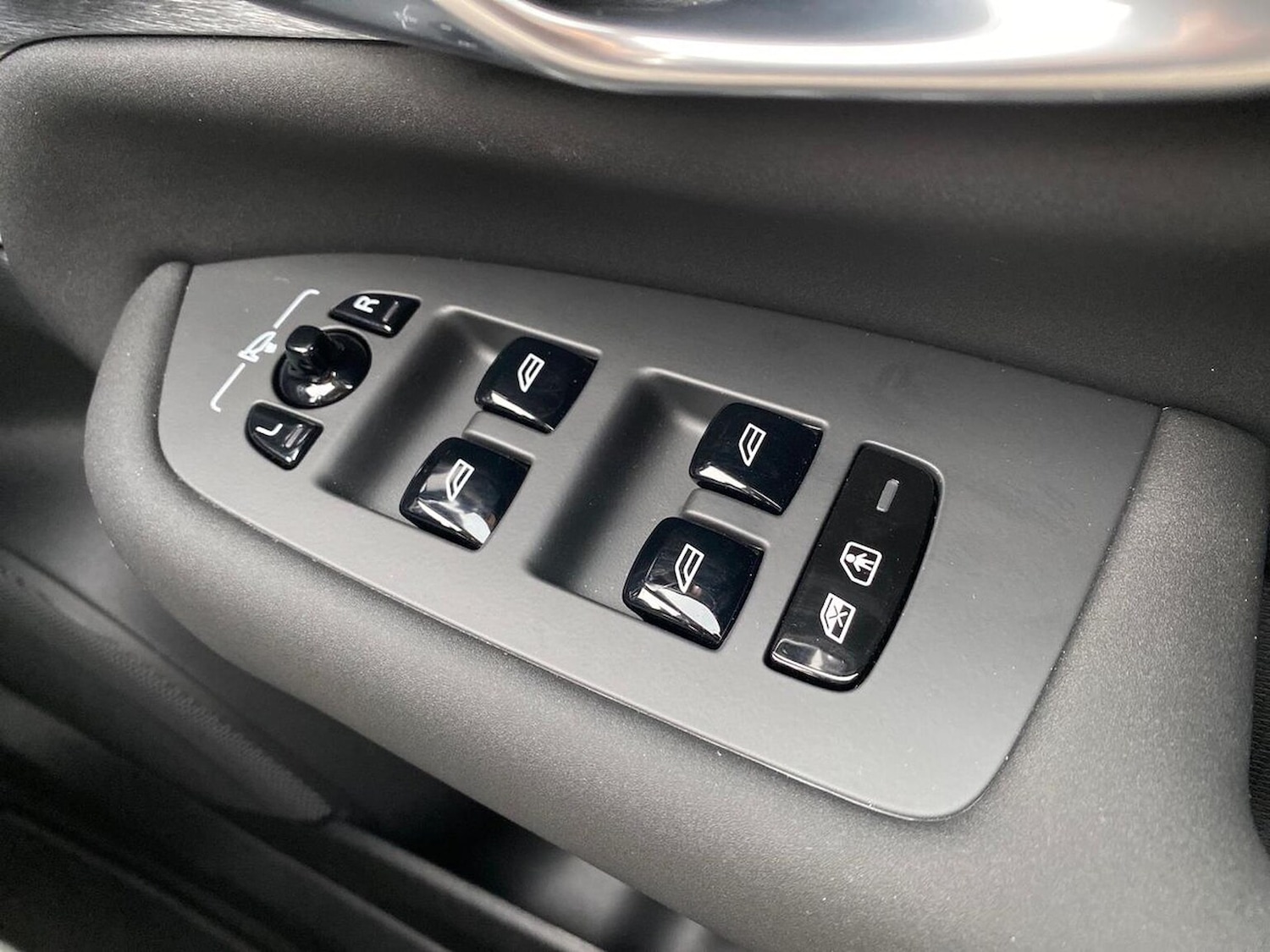 Used Volvo XC90 2025 for sale - 76497345: Photo 21