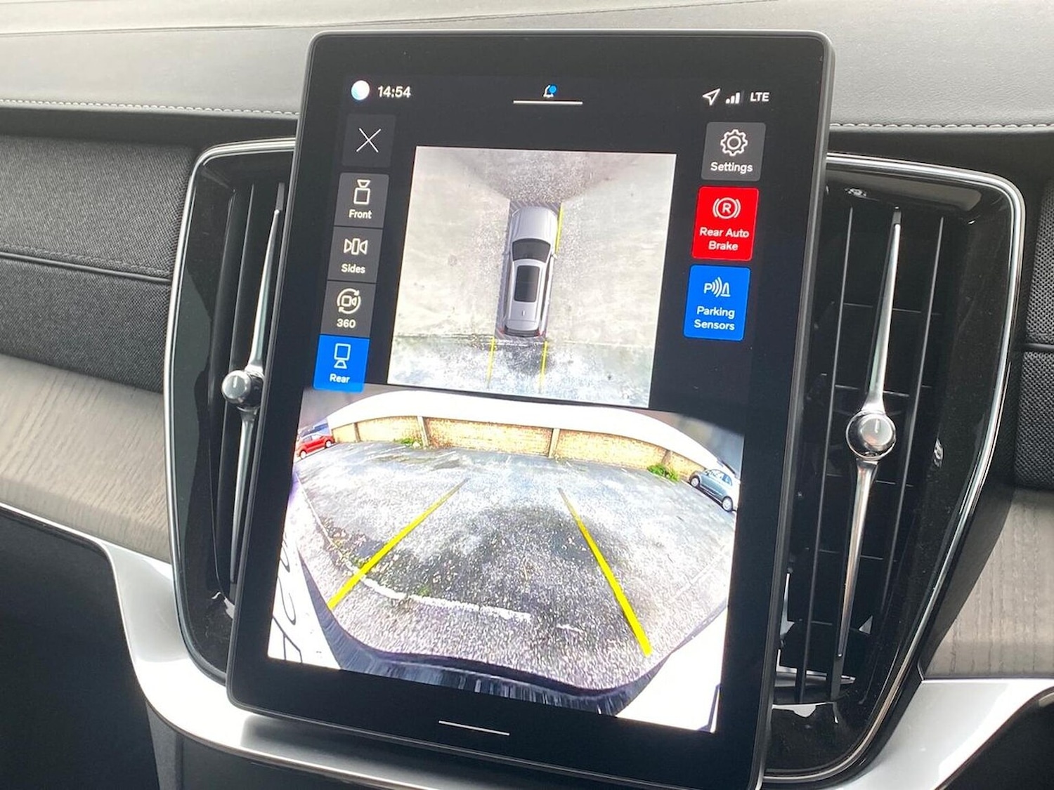 Used Volvo XC90 2025 for sale - 76497345: Photo 23