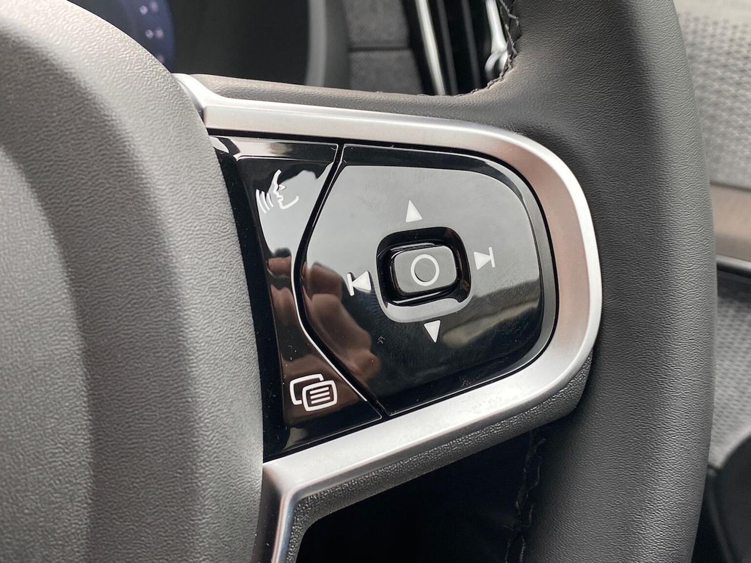 Used Volvo XC90 2025 for sale - 76497345: Photo 26