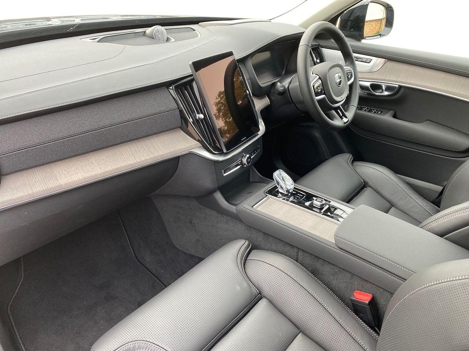 Used Volvo XC90 2025 for sale - 76497345: Photo 7