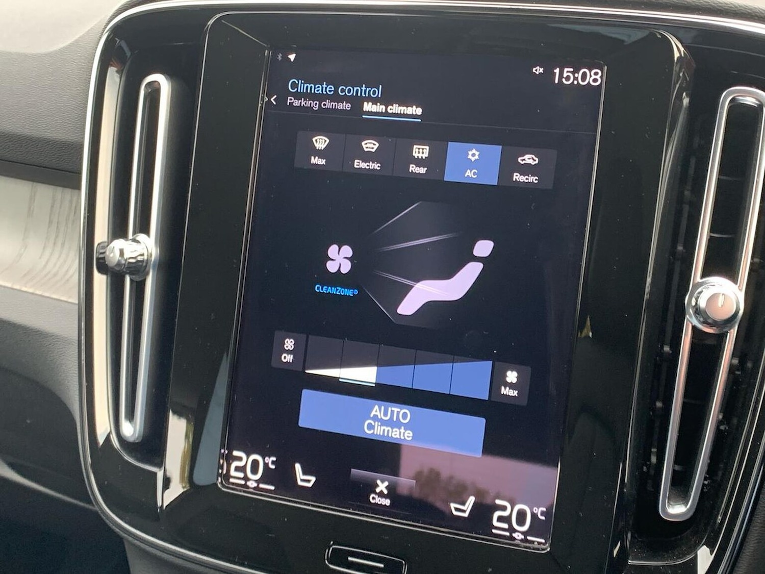 Used Volvo XC40 2021 for sale - 76313836: Photo 12