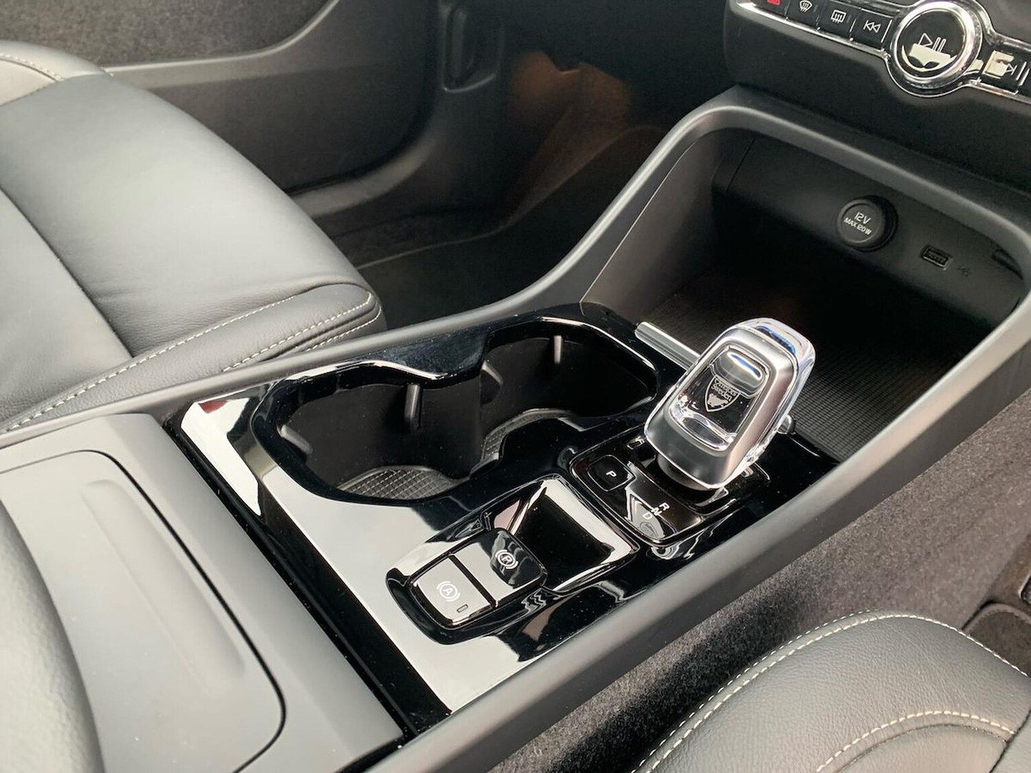 Used Volvo XC40 2021 for sale - 76313836: Photo 13