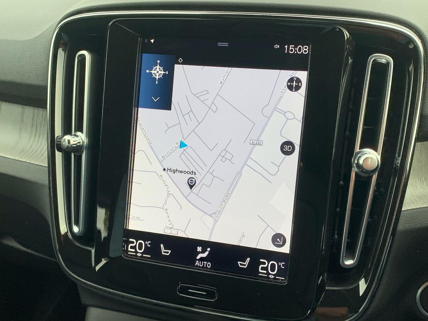 Used Volvo XC40 2021 for sale - 76313836: Photo 24