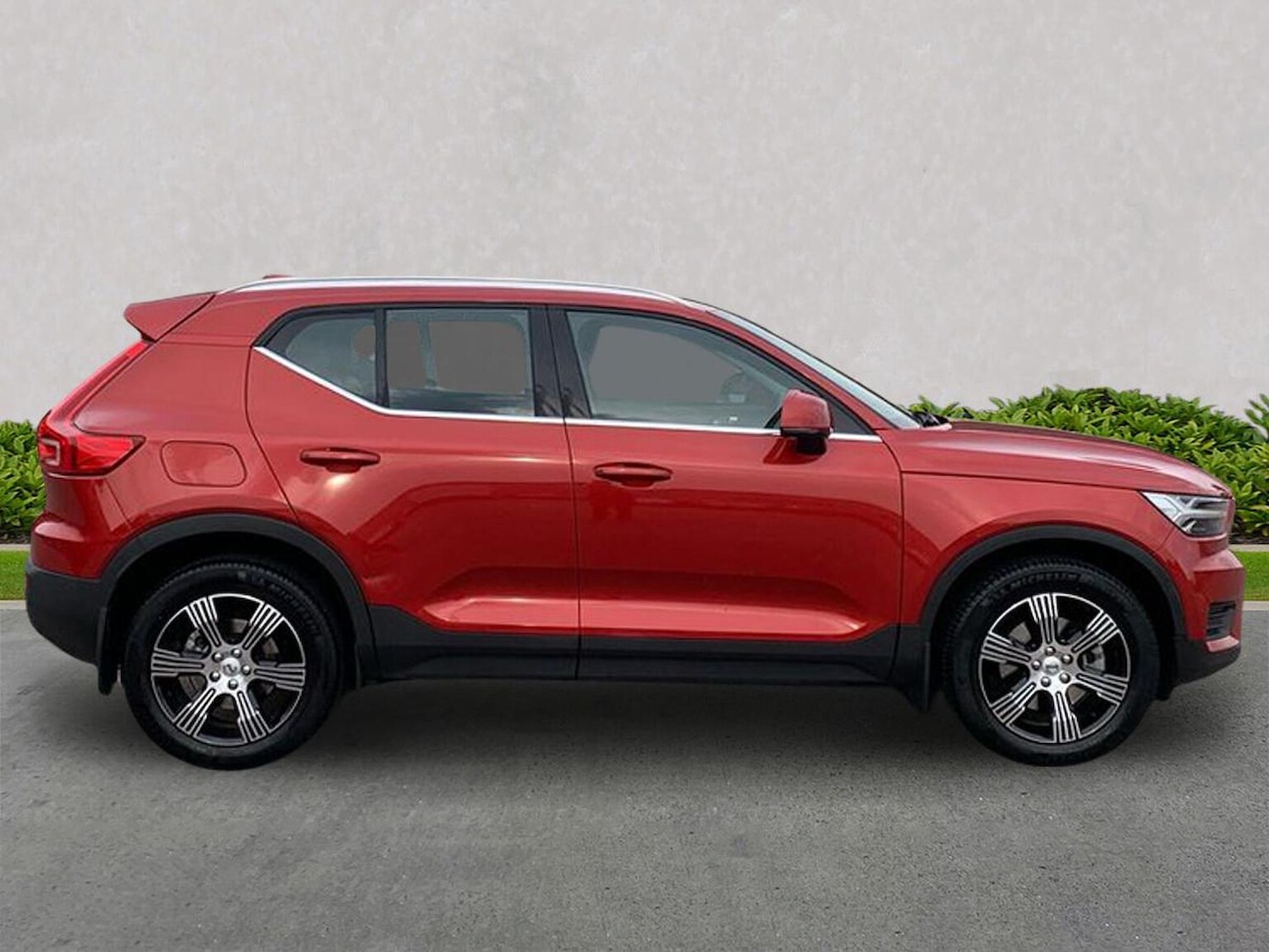 Used Volvo XC40 2021 for sale - 76313836: Photo 3