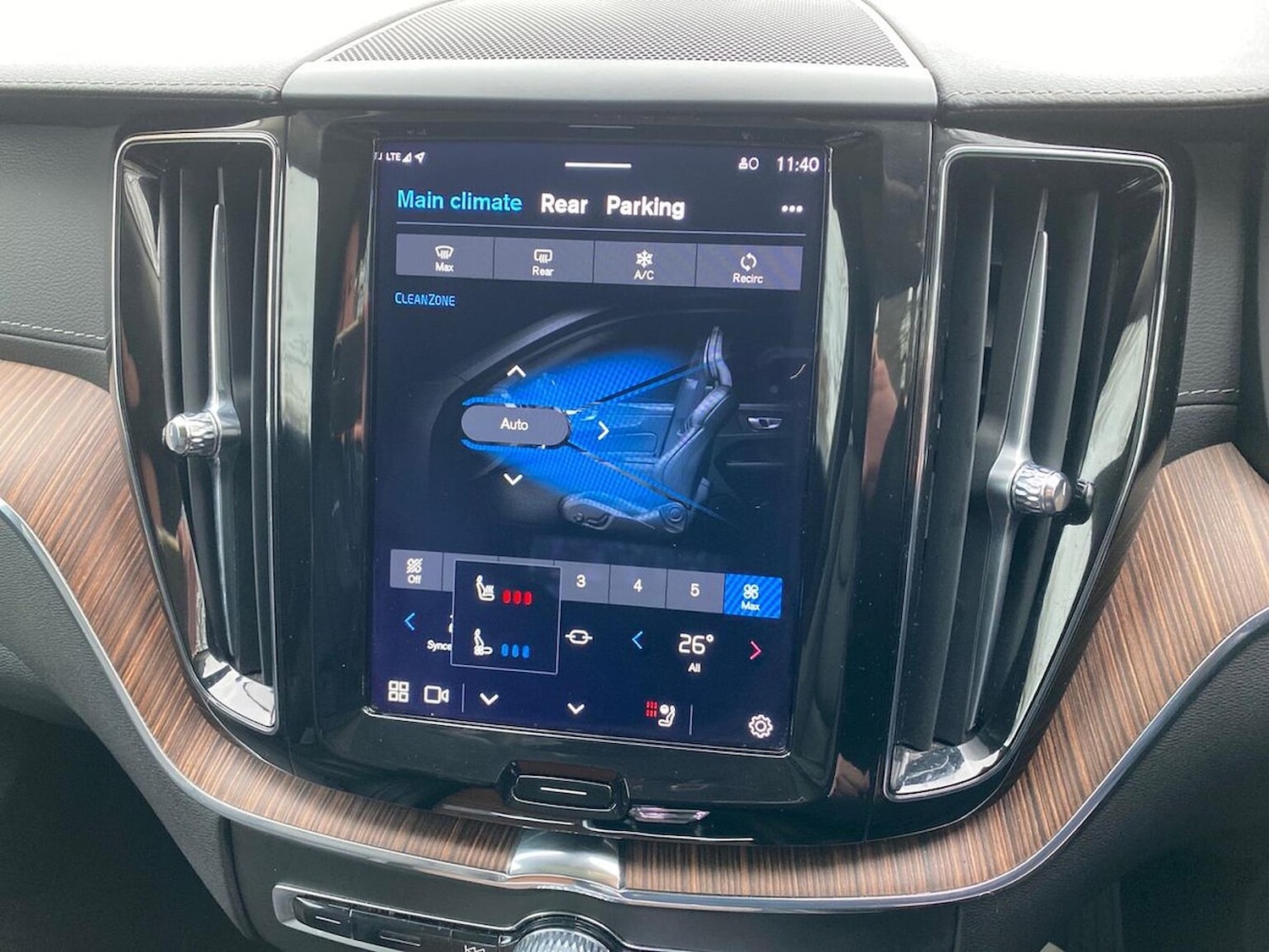 Used Volvo XC60 2022 for sale - 76963579: Photo 12