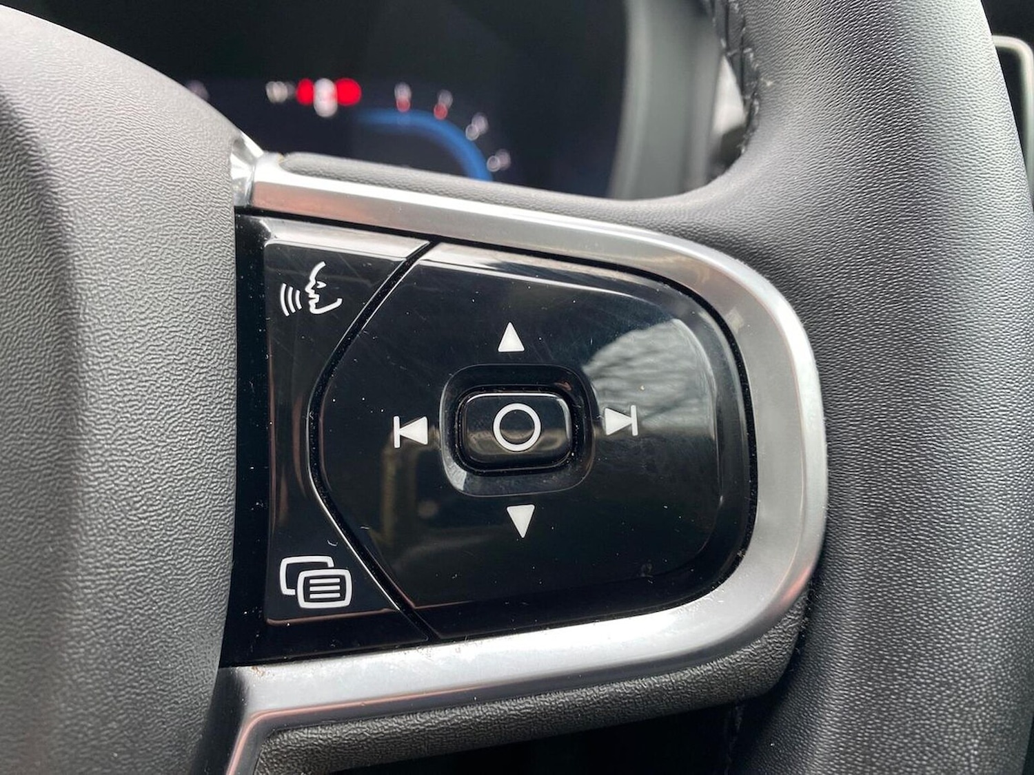 Used Volvo XC60 2022 for sale - 76963579: Photo 26