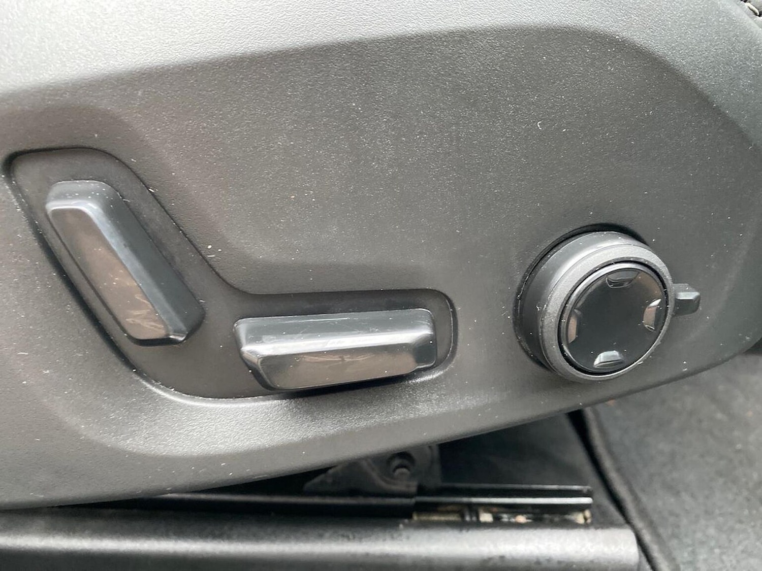 Used Volvo XC60 2022 for sale - 76963579: Photo 30