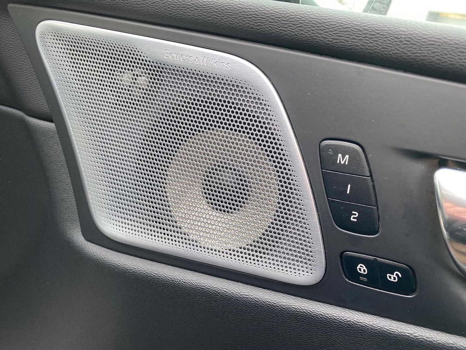 Used Volvo XC60 2022 for sale - 76963579: Photo 31