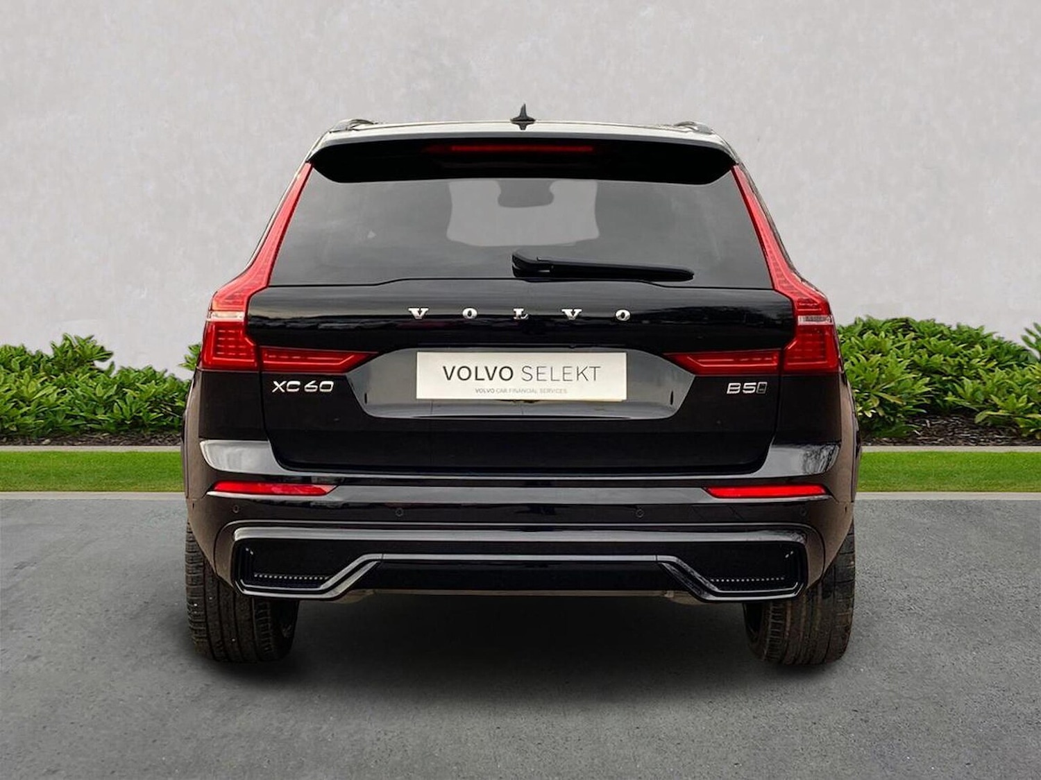 Used Volvo XC60 2022 for sale - 76963579: Photo 4