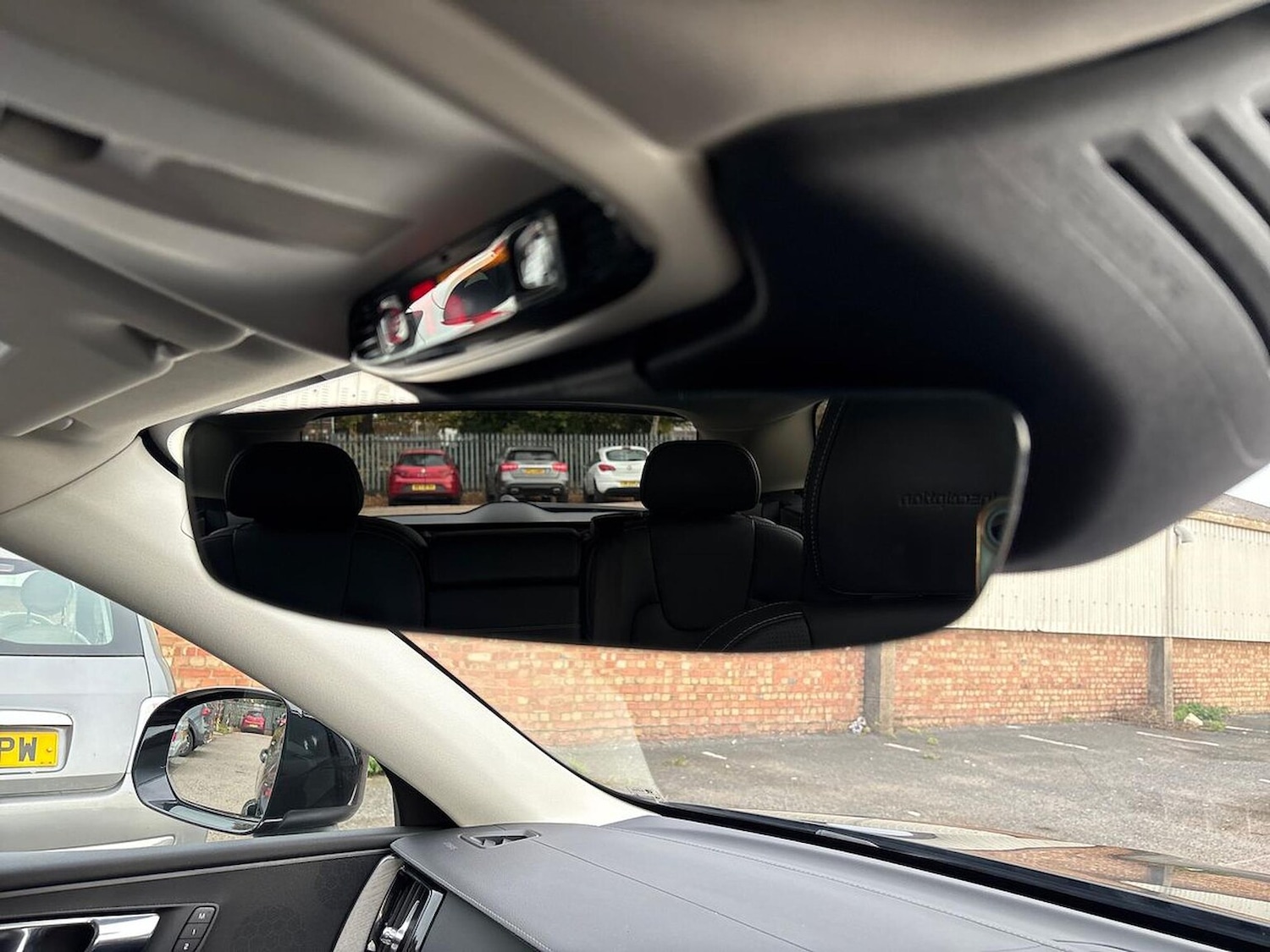 Used Volvo XC60 2019 for sale - 76497355: Photo 14