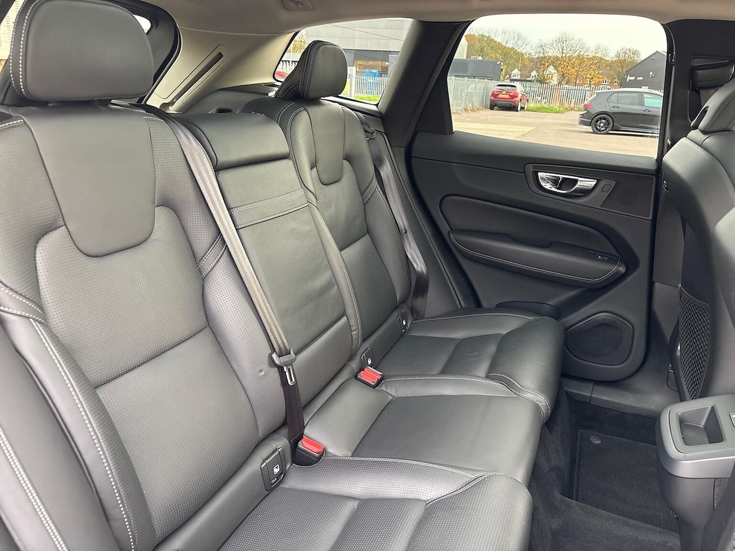 Used Volvo XC60 2019 for sale - 76497355: Photo 16