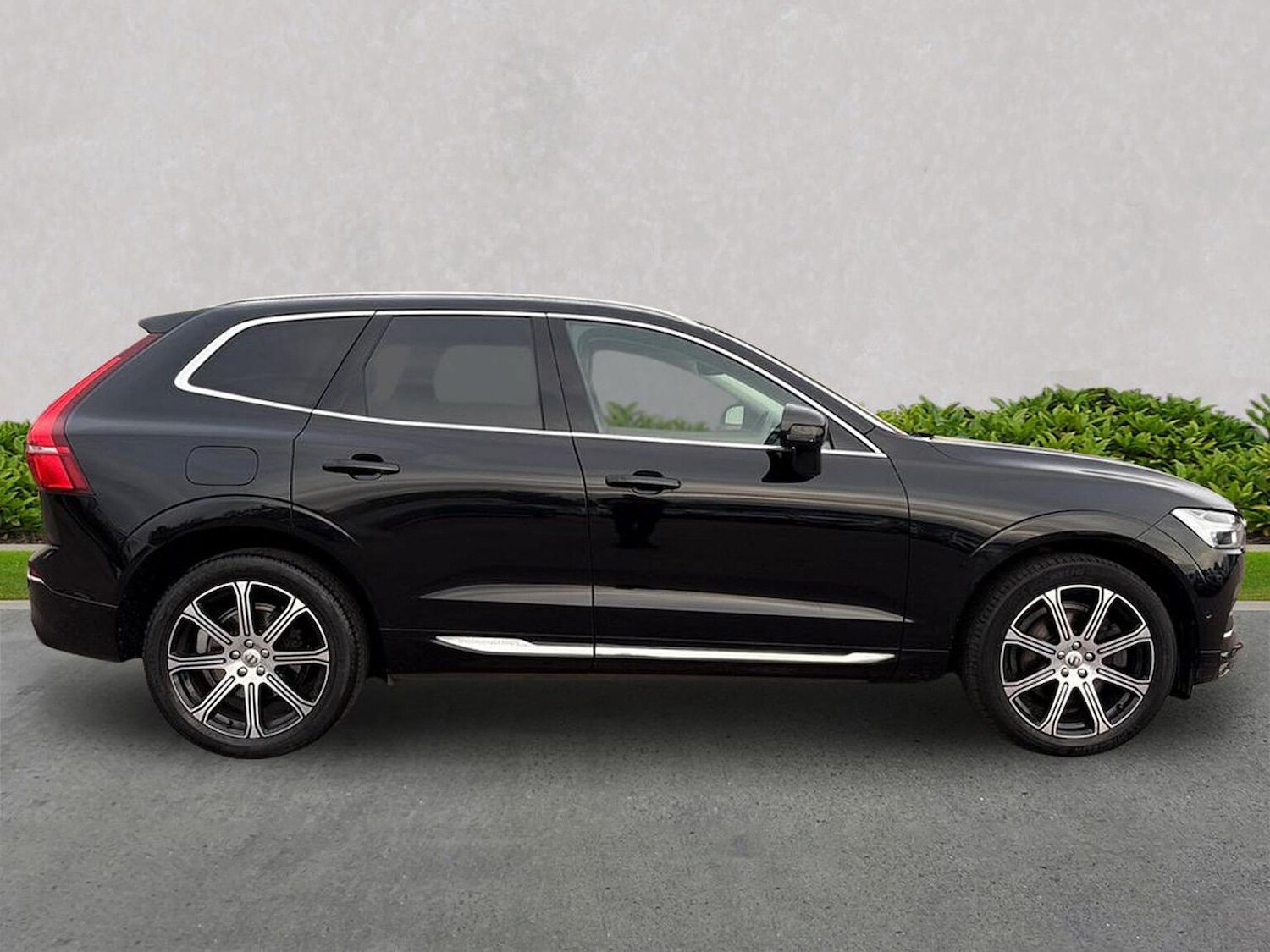 Used Volvo XC60 2019 for sale - 76497355: Photo 3