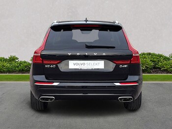 Used Volvo XC60 2019 for sale - 76497355: Photo