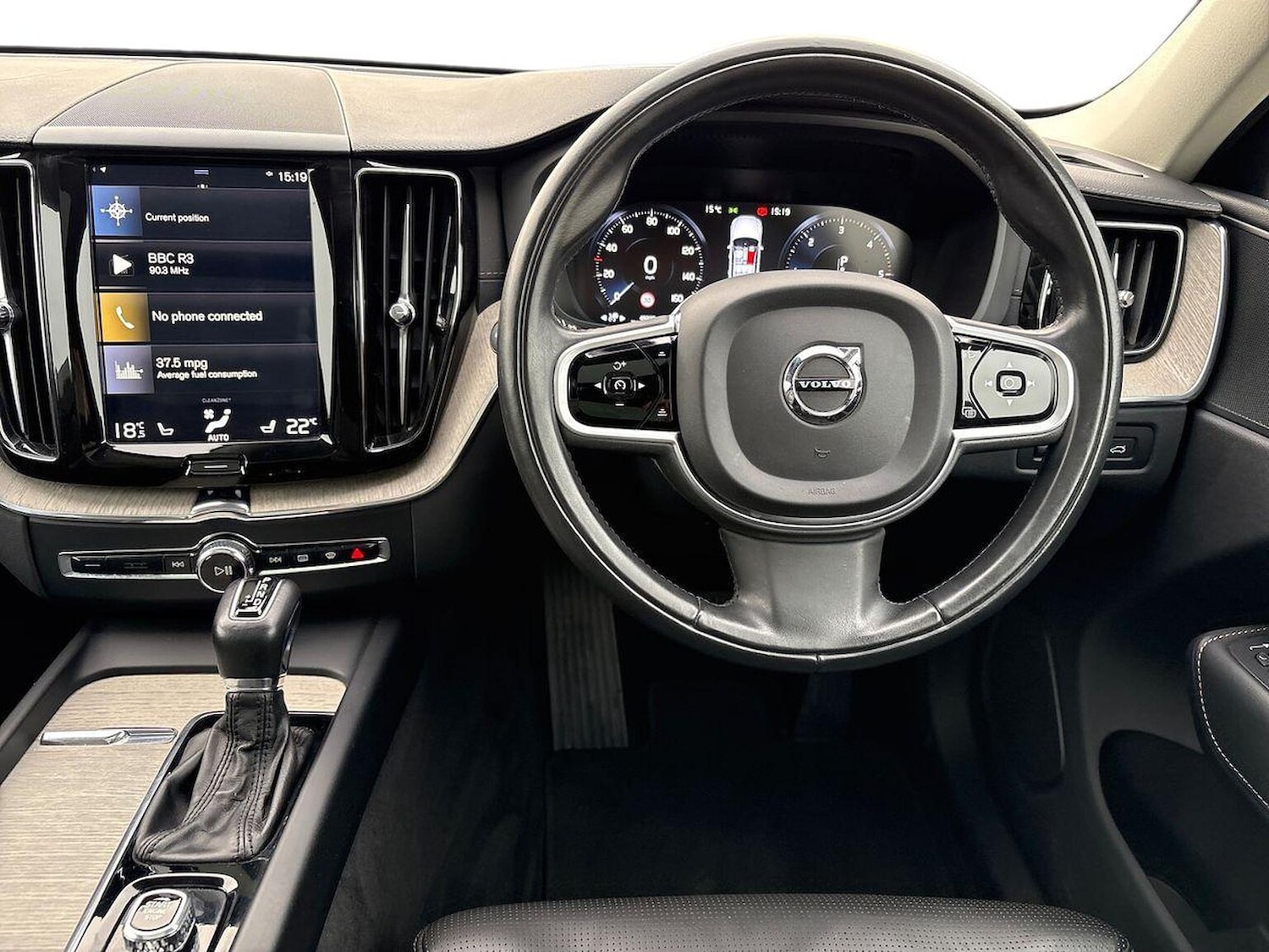 Used Volvo XC60 2019 for sale - 76497355: Photo 9