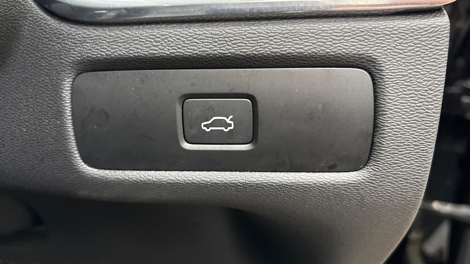 Used Volvo XC60 2022 for sale - 76969041: Photo 37