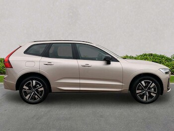 Used Volvo XC60 2025 for sale - 78310624: Photo