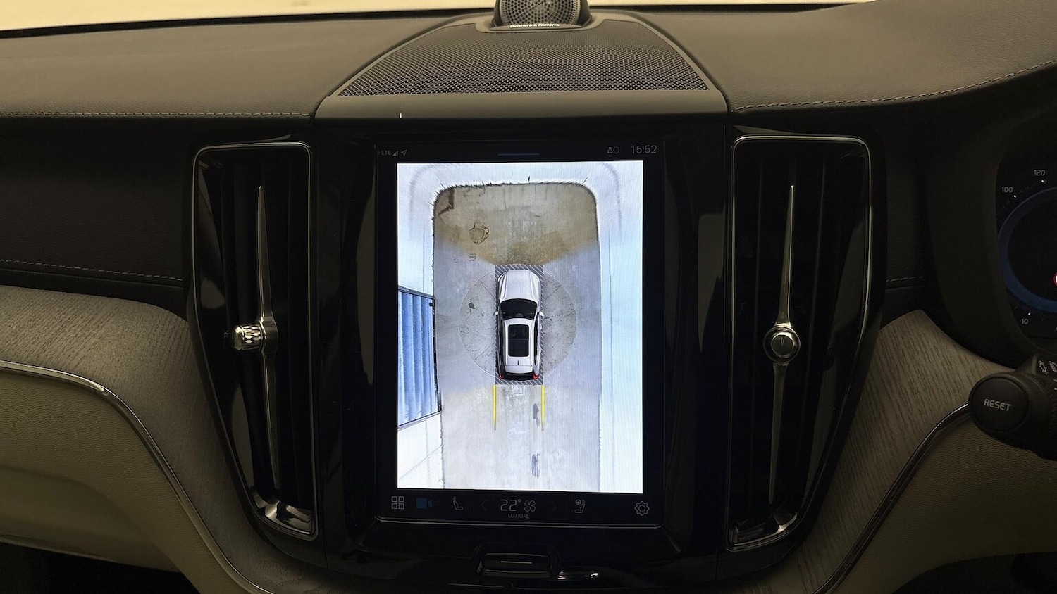 Used Volvo XC60 2025 for sale - 76422370: Photo 34