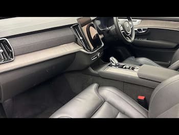 Used Volvo XC90 2025 for sale - 79679102: Photo