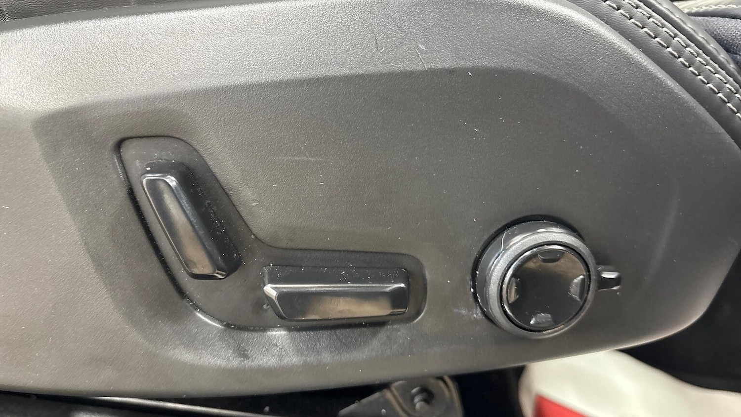 Used Volvo XC90 2025 for sale - 76969032: Photo 31