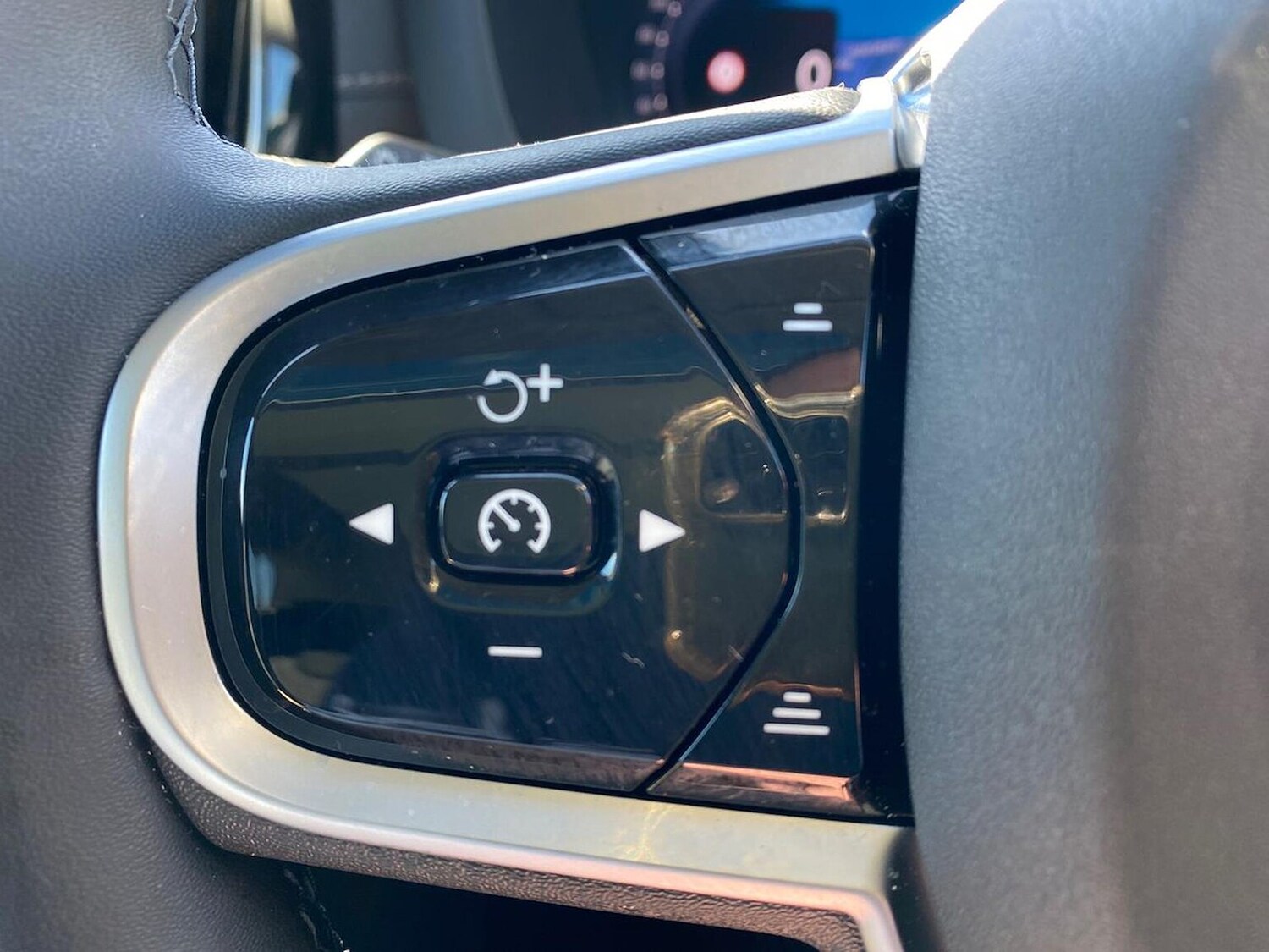 Used Volvo XC60 2025 for sale - 78193830: Photo 29