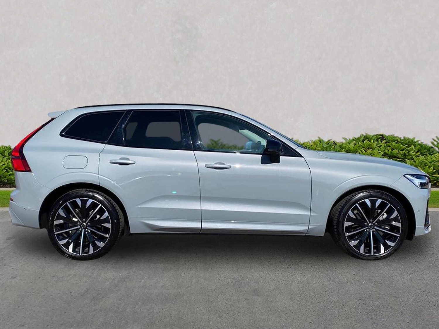 Used Volvo XC60 2025 for sale - 78193830: Photo 5