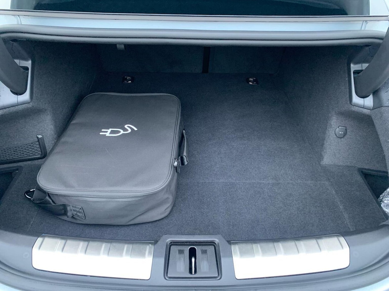 Used Porsche Taycan 2022 for sale - 77629373: Photo 17