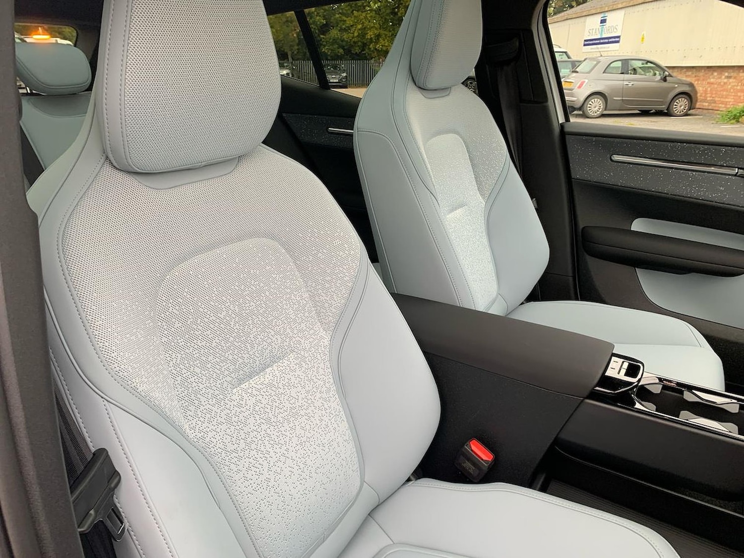 Used Volvo EX30 2025 for sale - 76369144: Photo 26