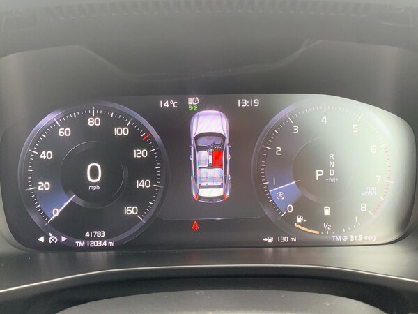 Used Volvo XC40 2020 for sale - 76305402: Photo 10