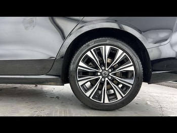 Used Volvo V60 2023 for sale - 78584480: Photo