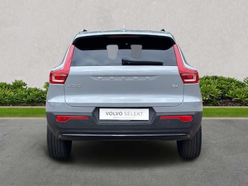 Used Volvo XC40 2024 for sale - 79211259: Photo