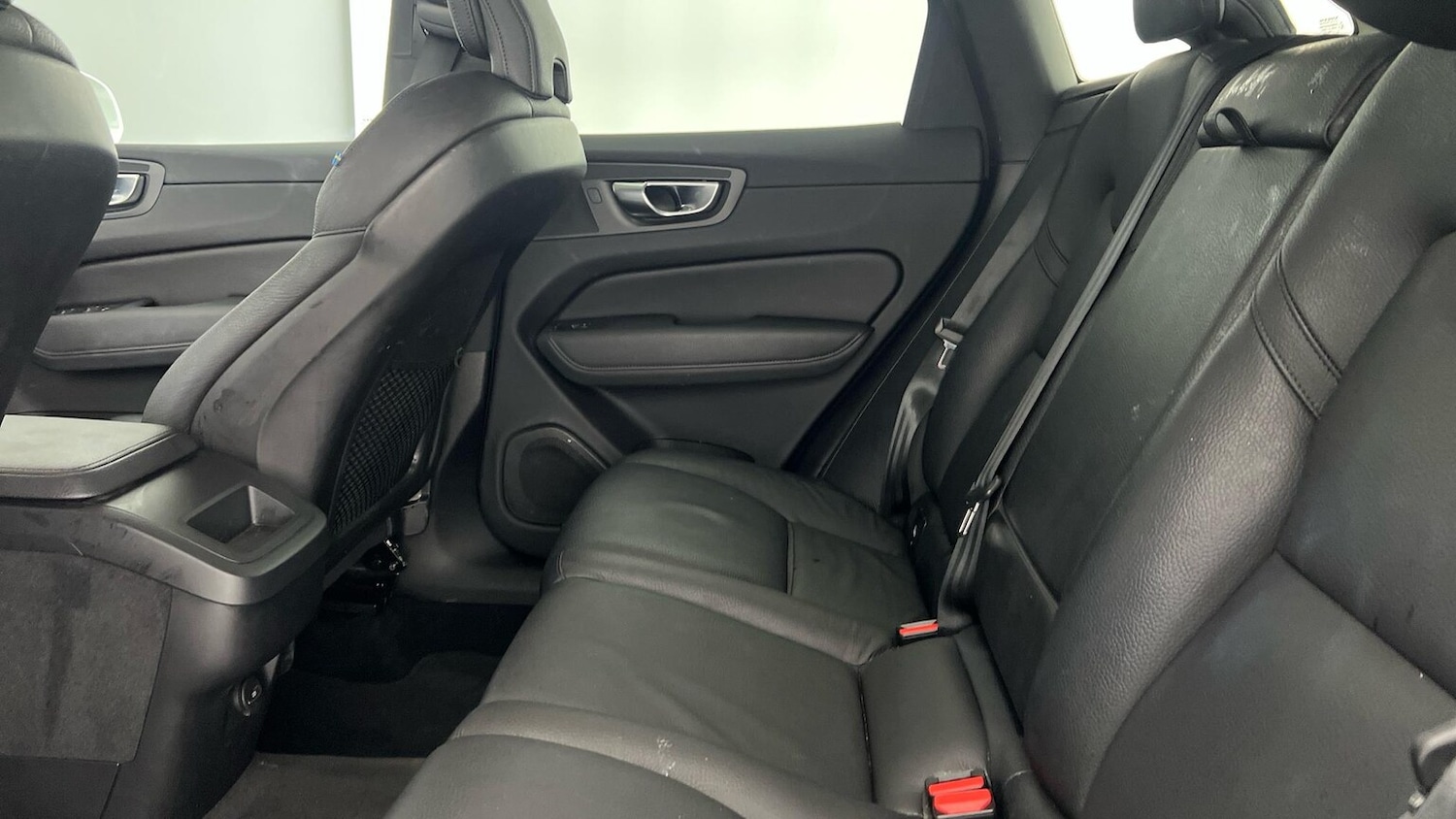 Used Volvo XC60 2022 for sale - 76374363: Photo 5