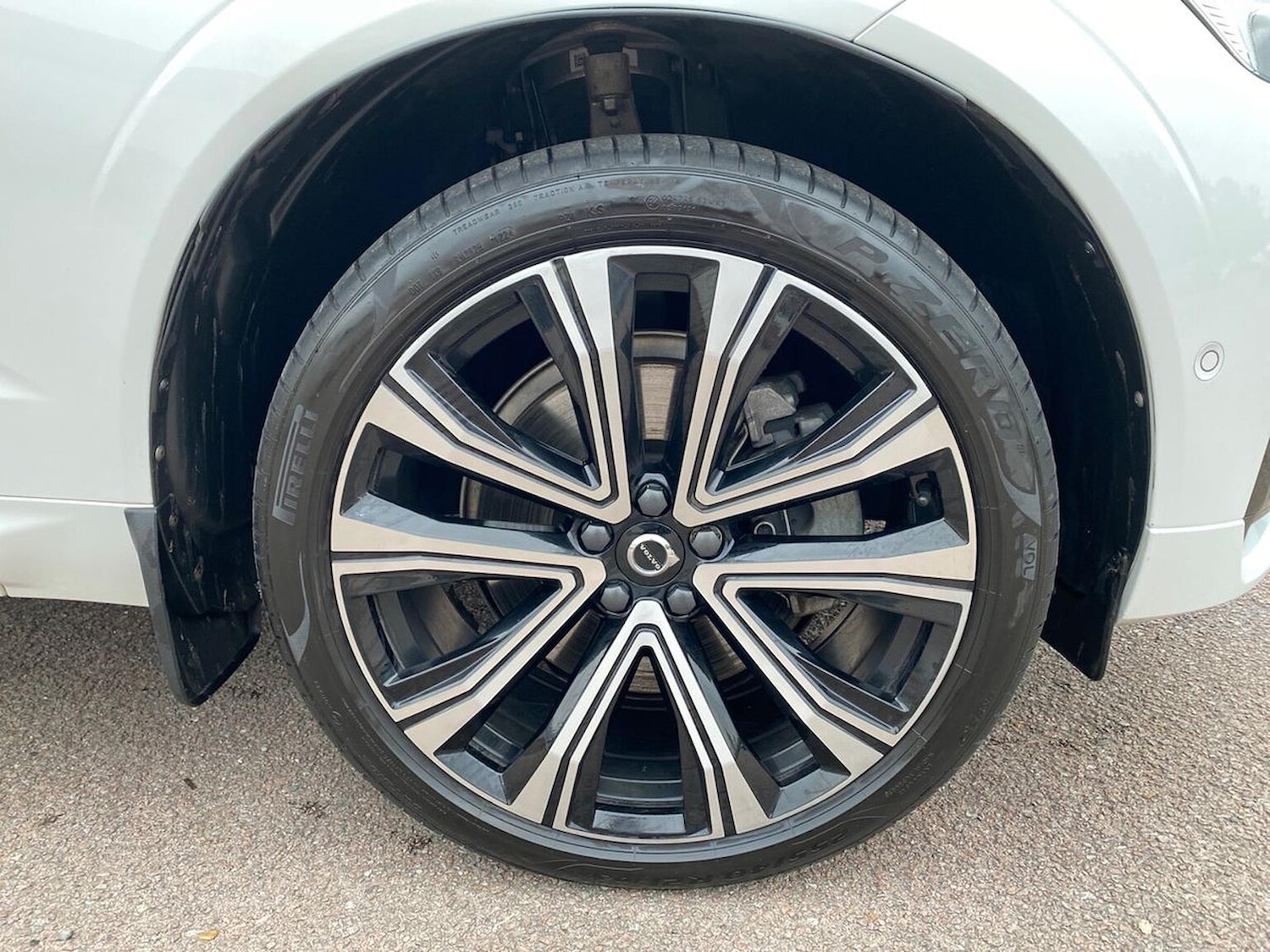 Used Volvo XC60 2021 for sale - 76198348: Photo 6