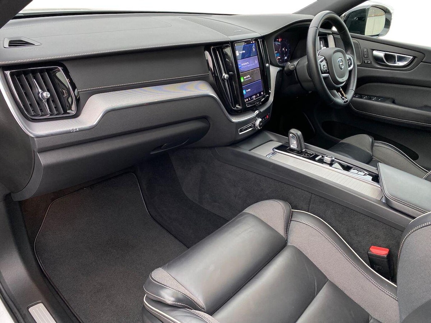 Used Volvo XC60 2021 for sale - 76198348: Photo 7