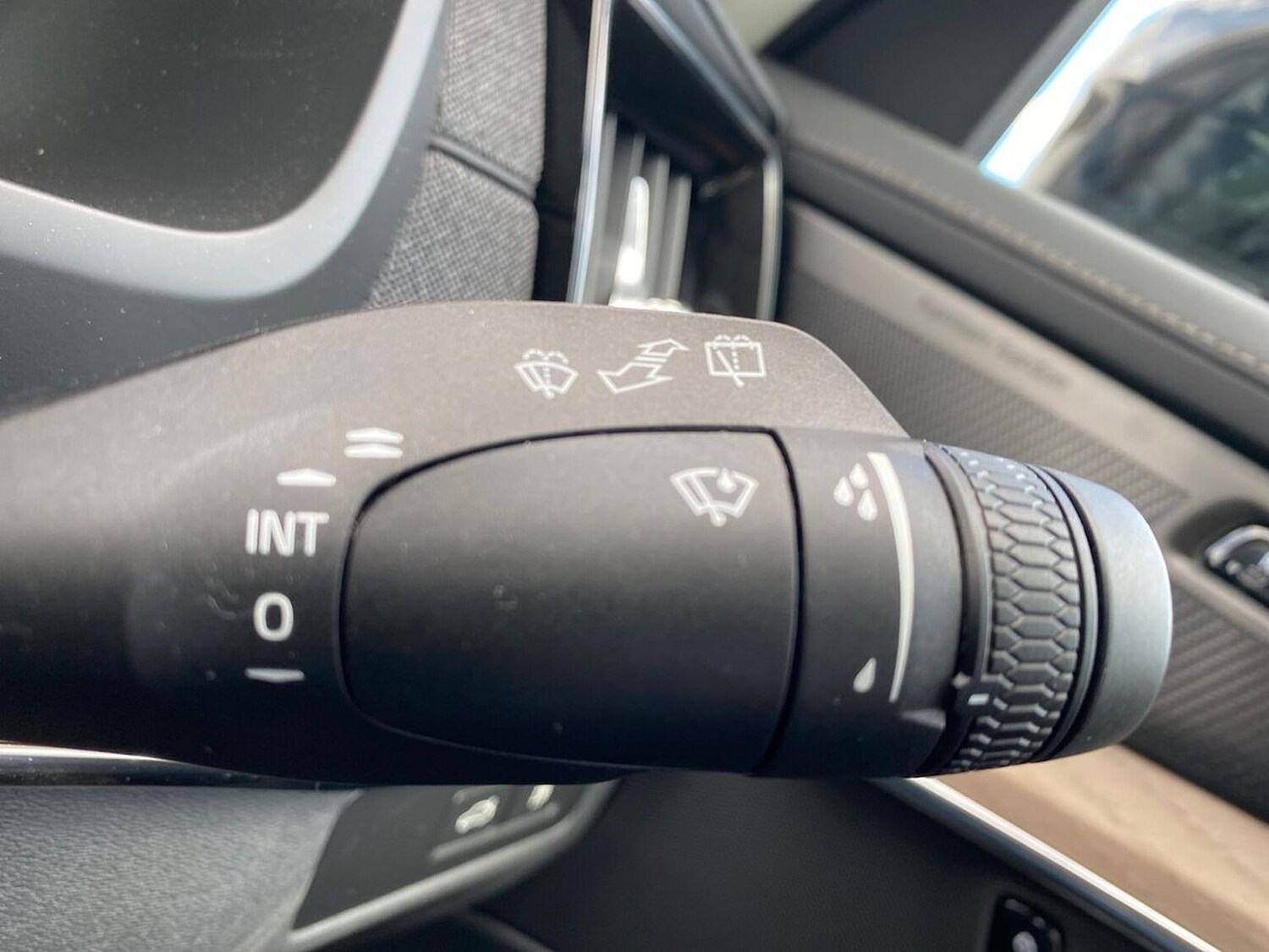 Used Volvo XC90 2025 for sale - 77522151: Photo 28