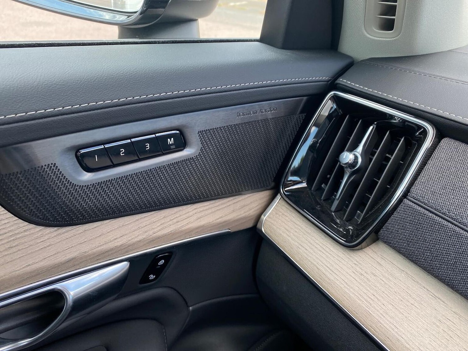 Used Volvo XC90 2025 for sale - 77522151: Photo 31