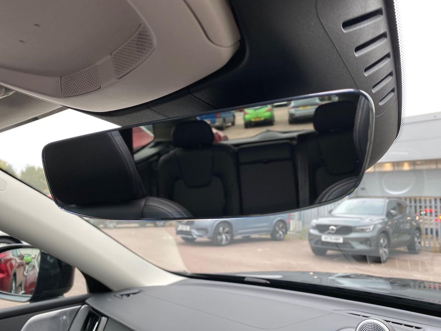 Used Volvo XC60 2024 for sale - 77056992: Photo 16