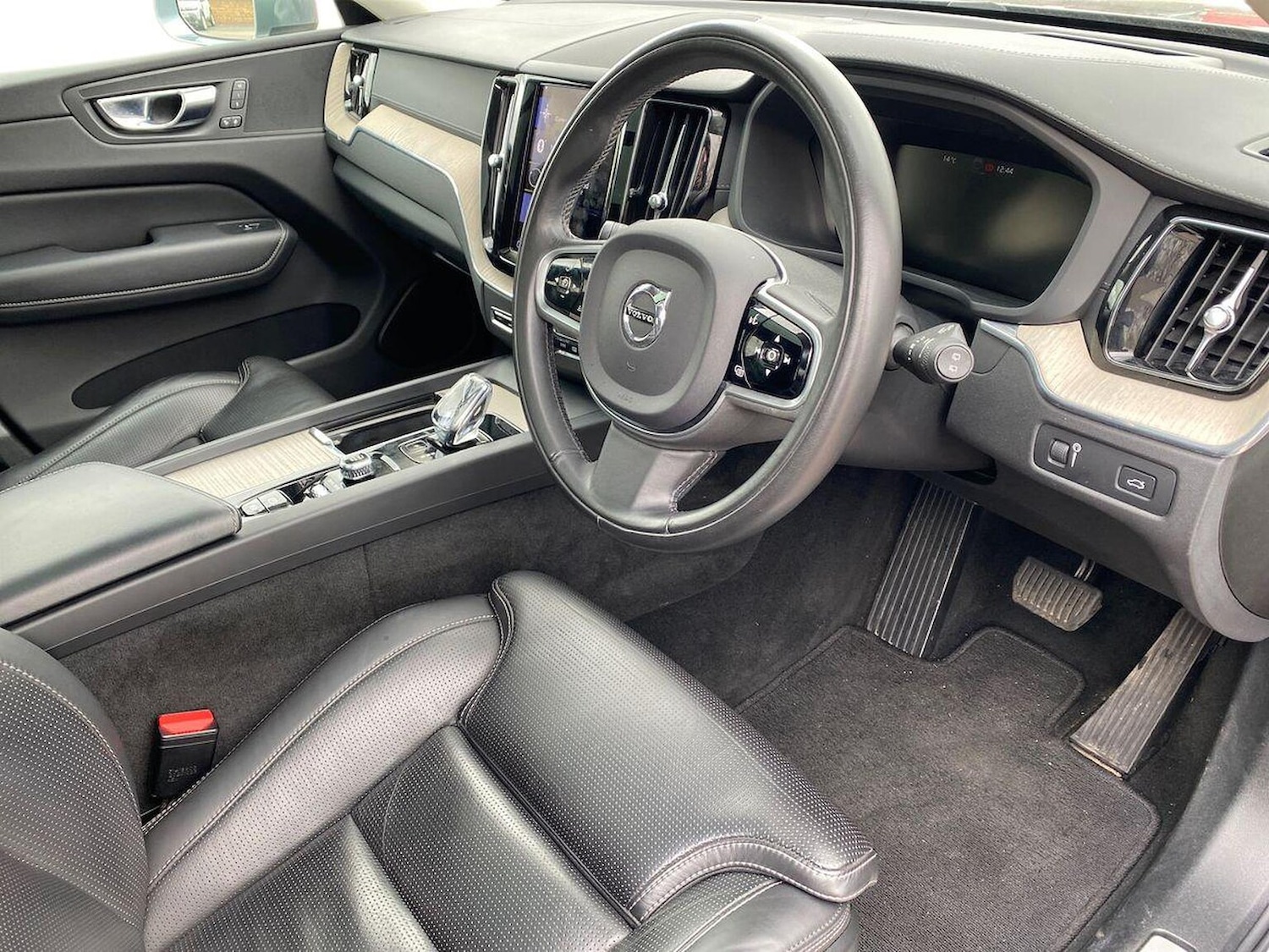 Used Volvo XC60 2020 for sale - 77694437: Photo 15