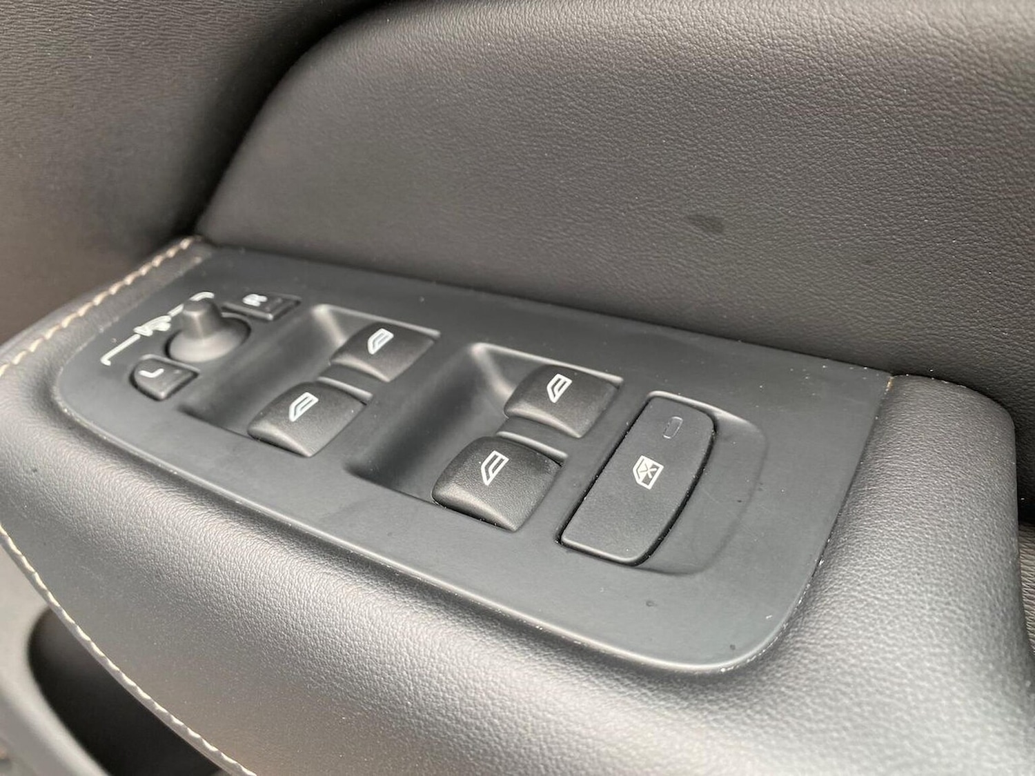 Used Volvo XC60 2020 for sale - 77694437: Photo 21