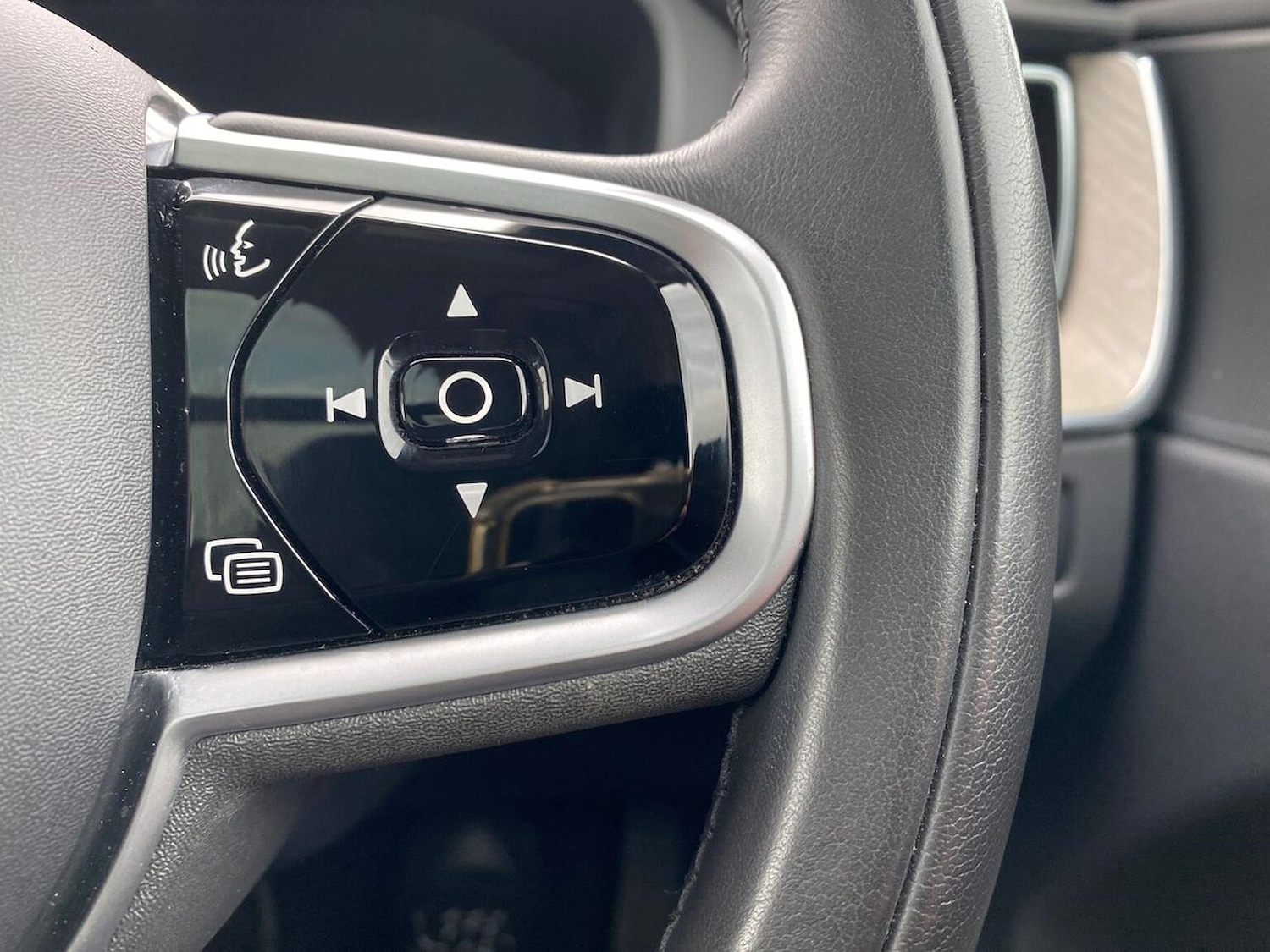 Used Volvo XC60 2020 for sale - 77694437: Photo 26