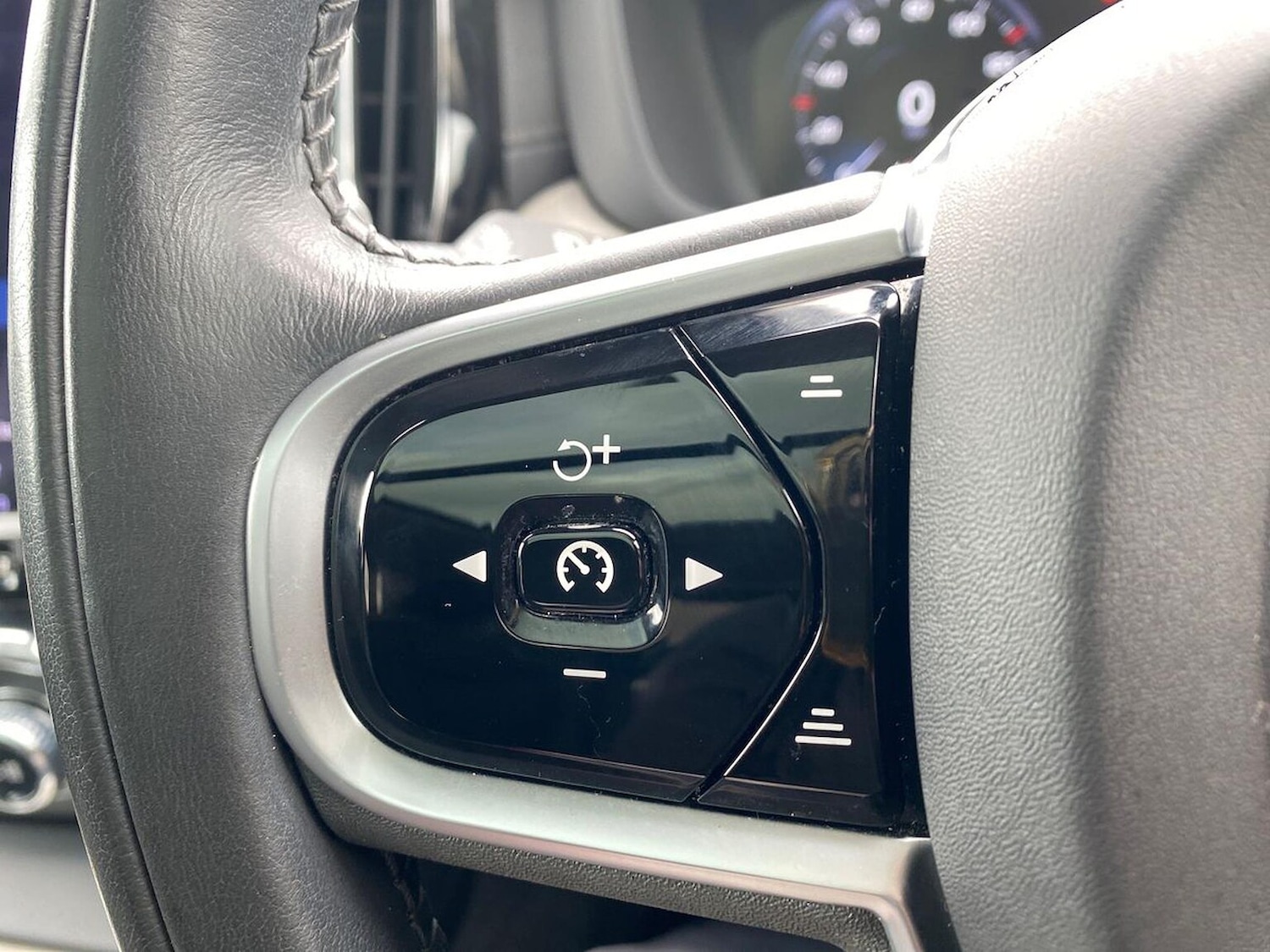 Used Volvo XC60 2020 for sale - 77694437: Photo 27