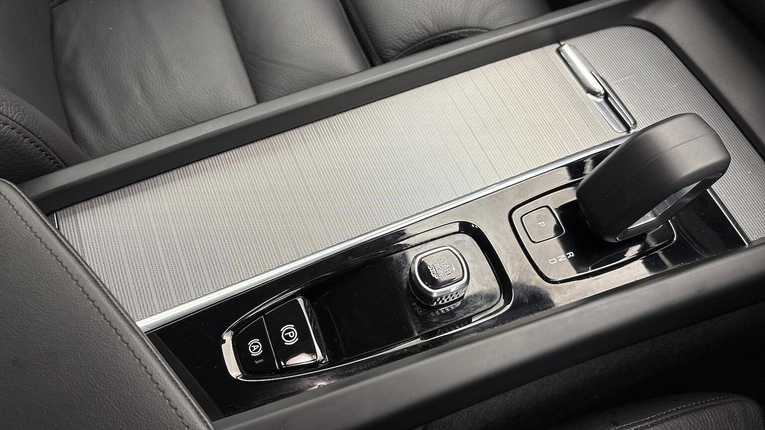 Used Volvo V60 2025 for sale - 76837120: Photo 13