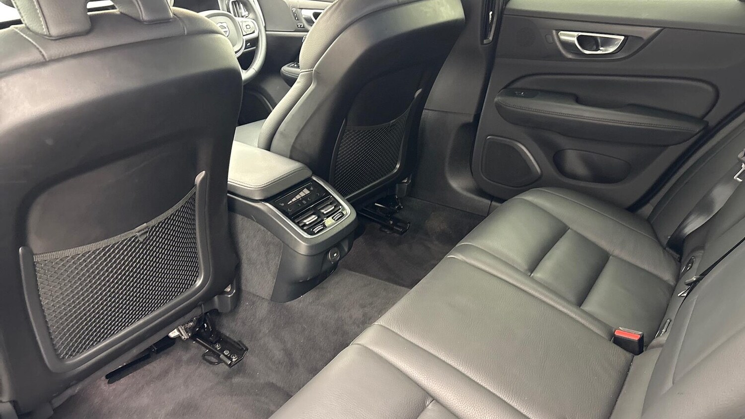 Used Volvo V60 2025 for sale - 76837120: Photo 16